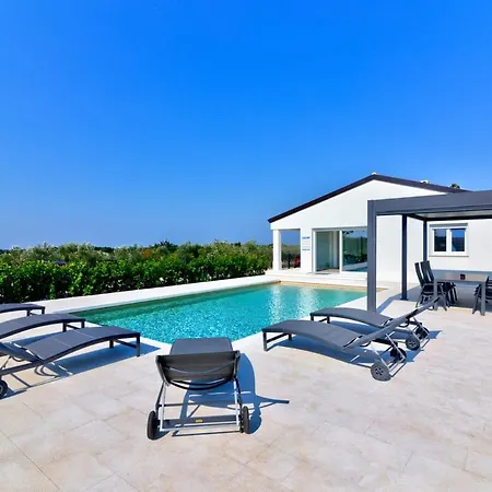 Serenity Majora Villa