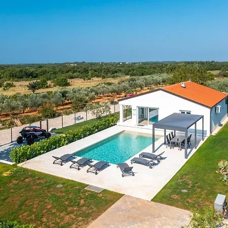 Serenity Majora Villa *