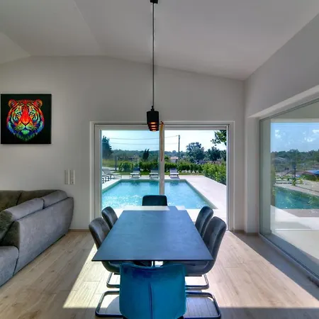 Serenity Majora Villa *